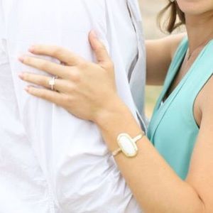 Kendra Scott White and gold stone bracelet